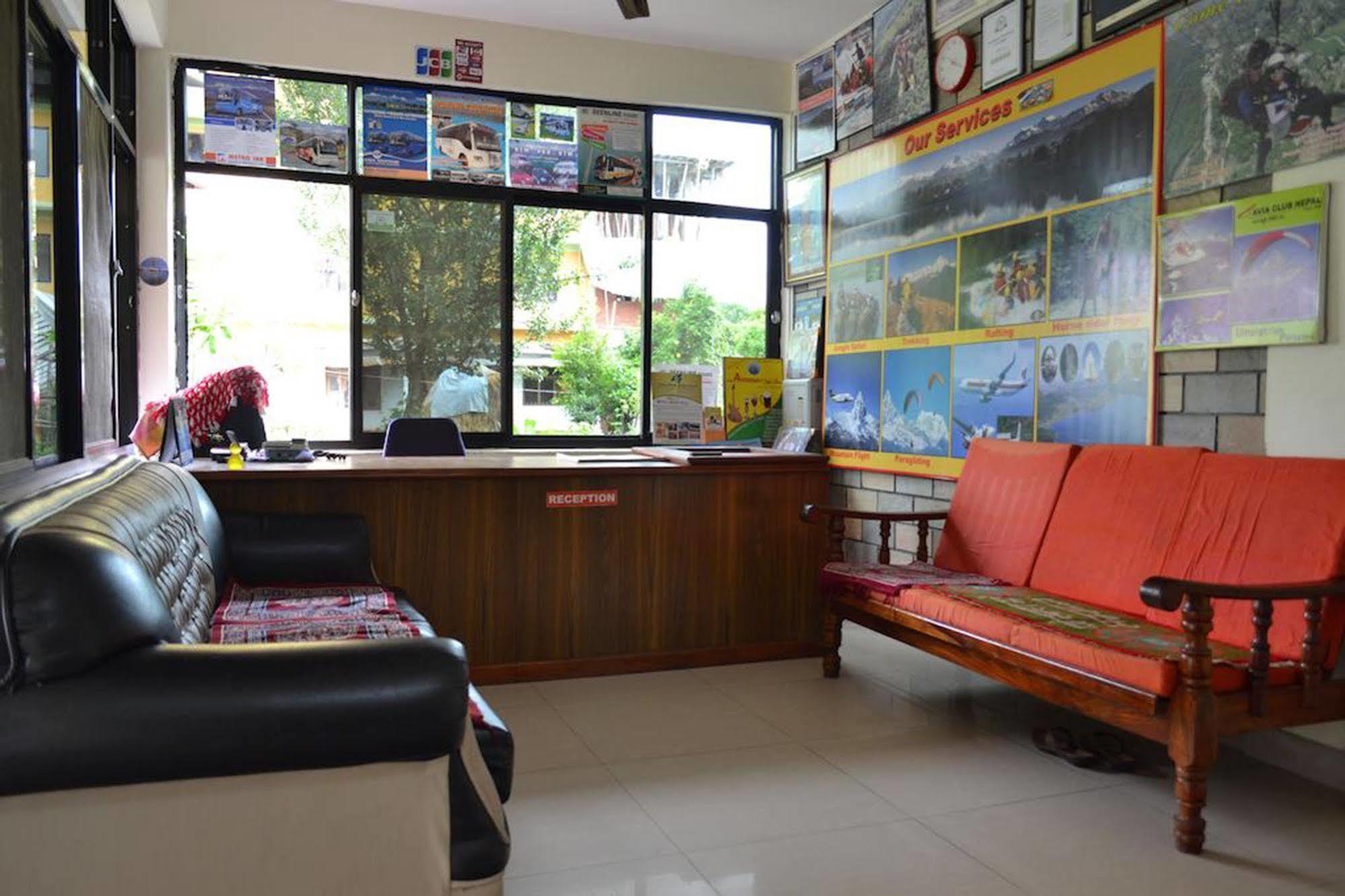 Hotel Global Inn Pokhara Bagian luar foto